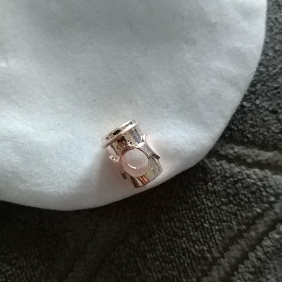 Gold charm - Picture 4 of 5